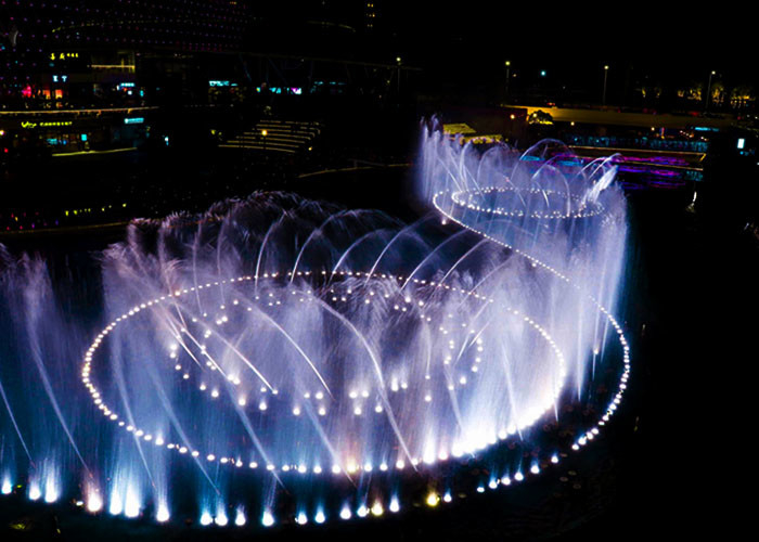大きい屋外の音楽的な噴水の近代美術、ライトが付いている3d水噴水 サプライヤー